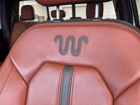 Used 2022 Ford F350 King Ranch w/ Chrome Package image 21