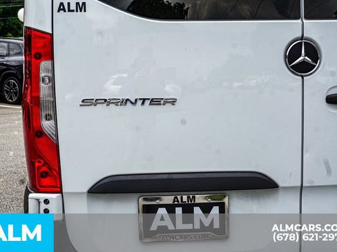 Used 2025 Mercedes-Benz Sprinter 2500 image 14