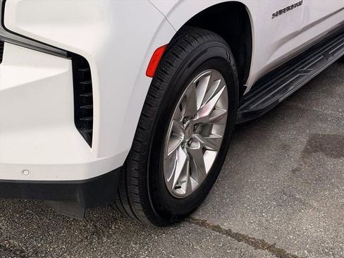 Used 2023 Chevrolet Suburban Premier image 26