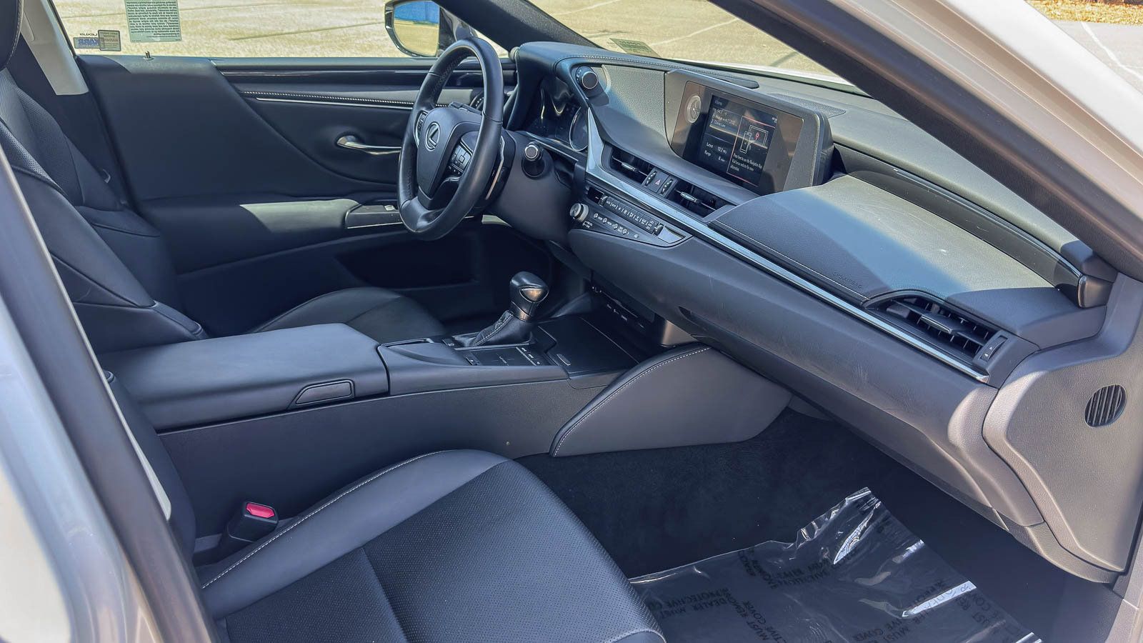 Used 2021 Lexus ES 350 w/ Accessory Package FWD image 18