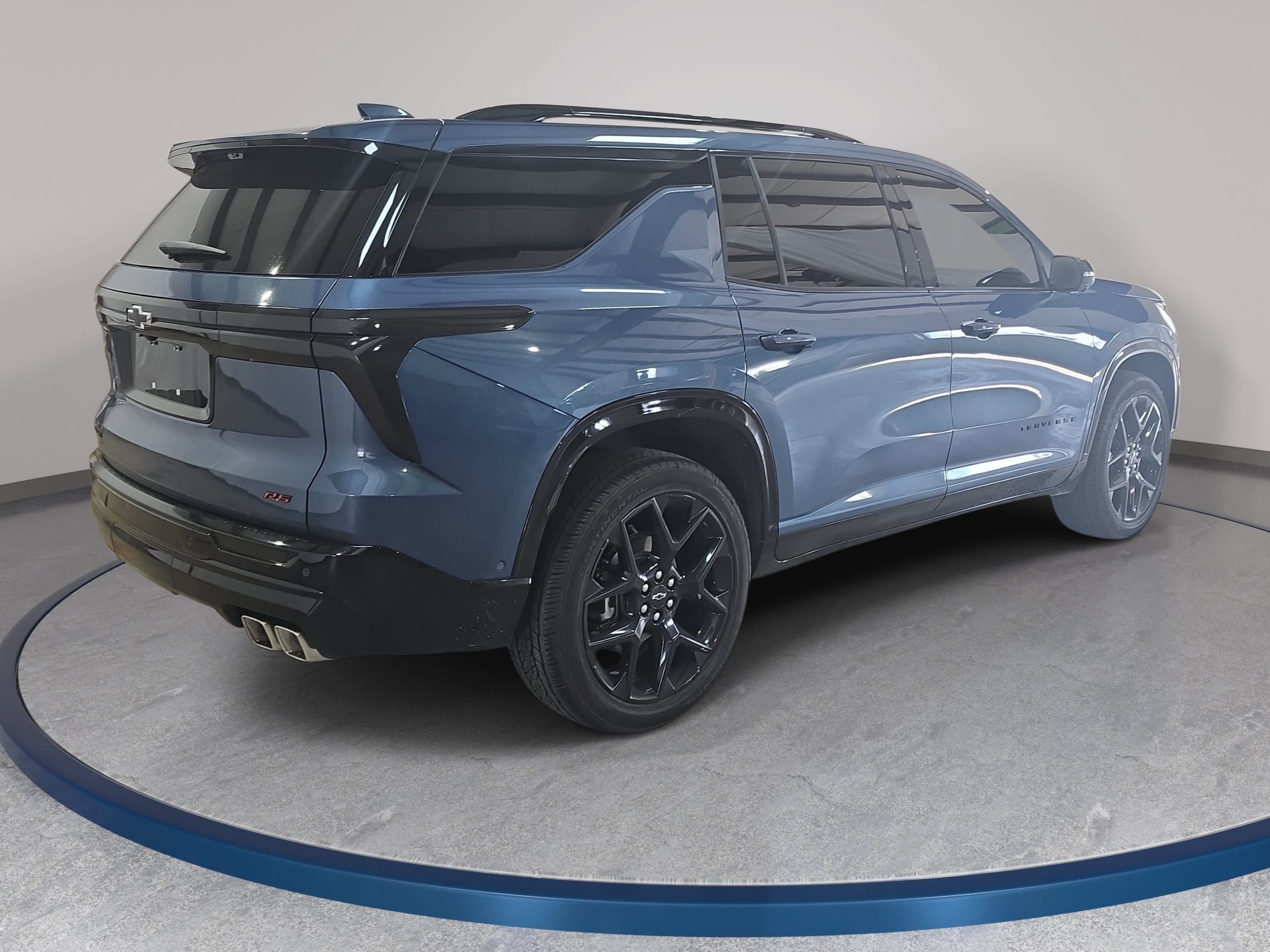 Used 2026 Chevrolet Traverse RS w/ LPO, Floor Liner Package FWD image 6