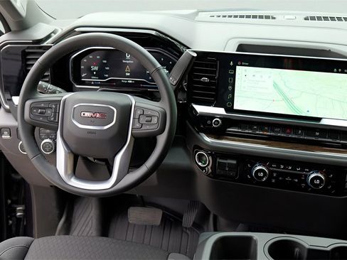 New 2025 GMC Sierra 1500 Elevation image 26