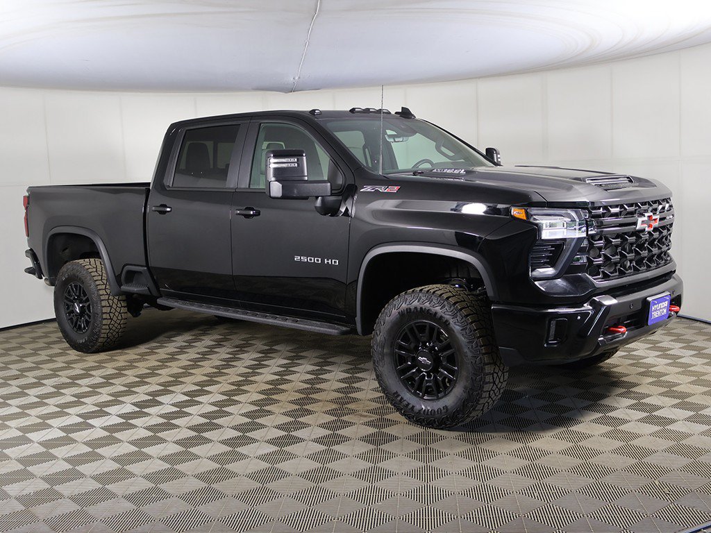 Used 2026 Chevrolet Silverado 2500 ZR2 w/ Snow Plow Prep/Camper Package AWD/4WD image 49