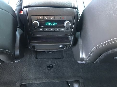 Used 2017 Buick Enclave Premium AWD/4WD image 15