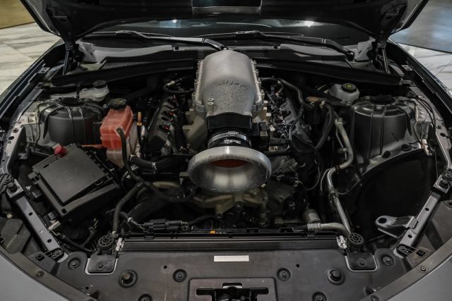 Used 2021 Chevrolet Camaro LT RWD image 40