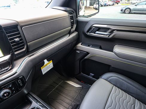 New 2025 Chevrolet Silverado 1500 ZR2 w/ Technology Package image 44