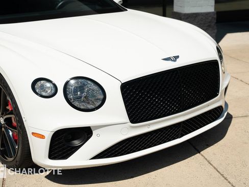 Used 2020 Bentley Continental GT V8 image 2