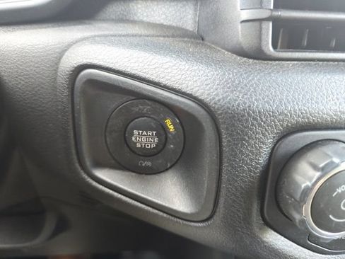 Used 2025 Jeep Wrangler Unlimited Sport AWD/4WD image 23
