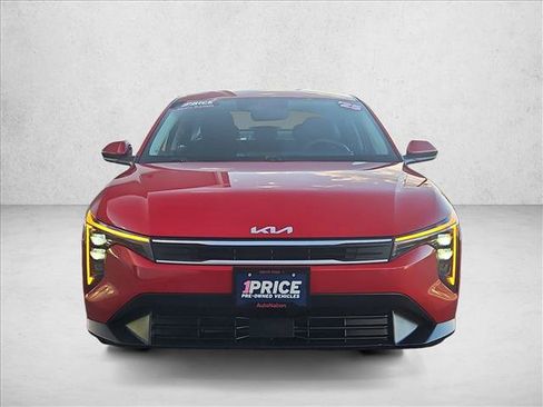 Used 2025 Kia K4 FWD image 2