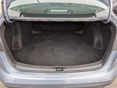 Used 2023 Toyota Corolla LE image 9