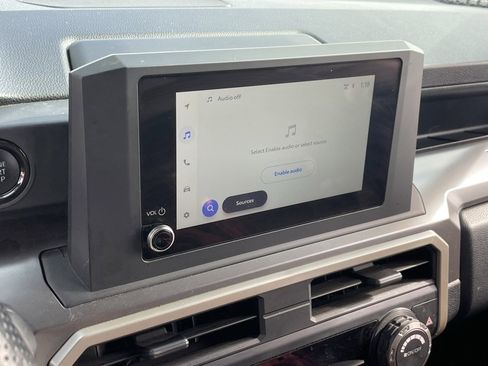 Used 2025 Toyota Tacoma SR5 image 6