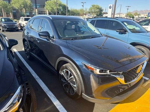 Used 2023 MAZDA CX-5 AWD 2.5 S w/ Premium Package image 3