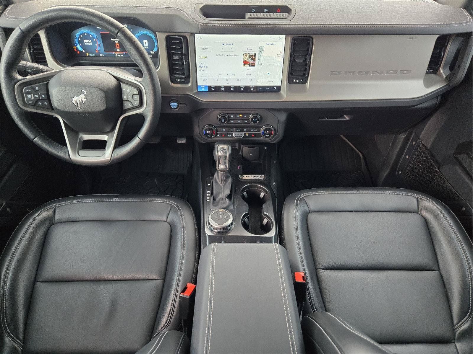 Used 2025 Ford Bronco Outer Banks AWD/4WD image 25