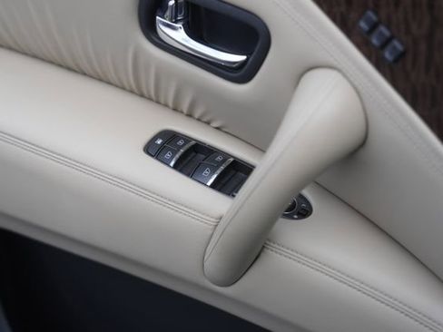 Used 2018 Nissan Armada SL w/ Premium Package image 29