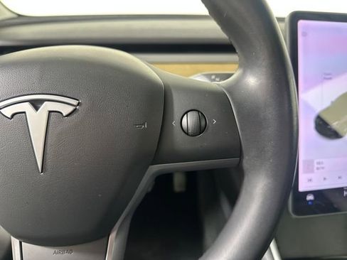 Used 2019 Tesla Model 3 Long Range image 15