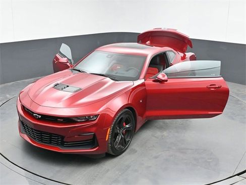 Used 2024 Chevrolet Camaro SS image 49