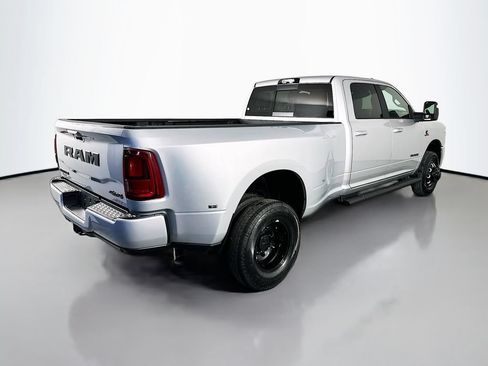 New 2026 RAM 3500 Laramie AWD/4WD image 7