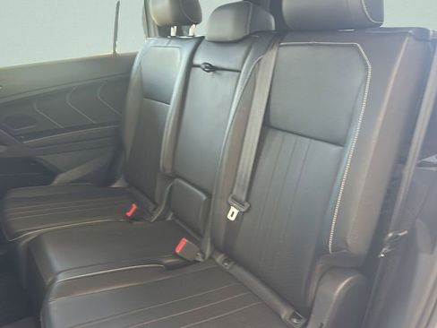 Used 2024 Volkswagen Tiguan SE R-Line image 27