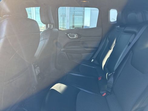 Used 2022 Jeep Compass Latitude w/ Convenience Group AWD/4WD image 62