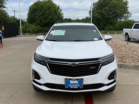 Used 2022 Chevrolet Equinox RS w/ LPO, Floor Liner Package AWD/4WD image 9