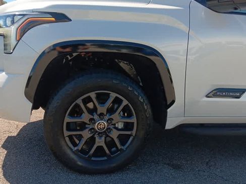 Used 2024 Toyota Tundra Platinum AWD/4WD image 10