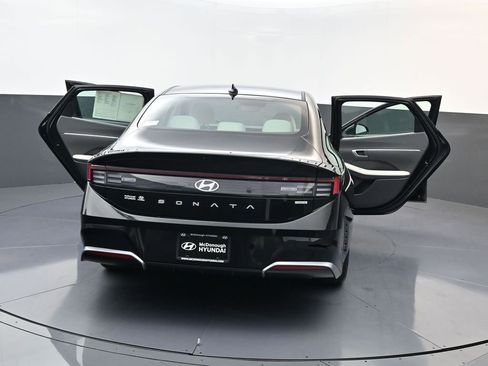 Certified 2025 Hyundai Sonata SEL FWD image 29