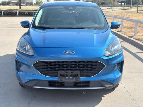 Used 2021 Ford Escape SE w/ Convenience Package FWD image 2