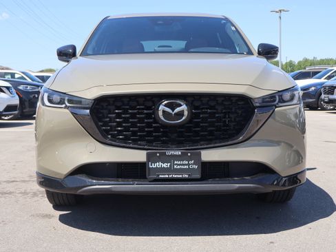 Used 2024 MAZDA CX-5 Carbon Edition AWD/4WD image 2