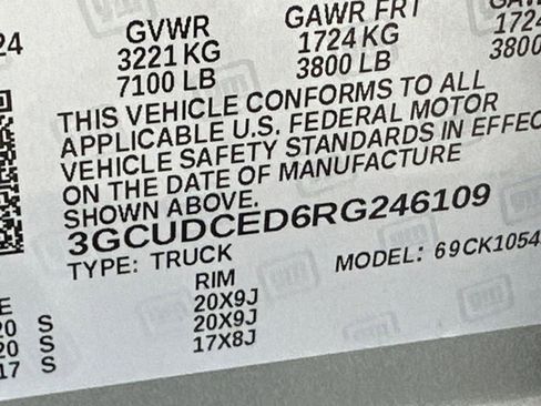 Used 2024 Chevrolet Silverado 1500 Custom Trail Boss w/ LPO, Dark Essentials Package AWD/4WD image 30