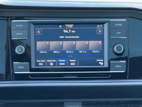 Used 2020 Volkswagen Jetta R-Line image 14