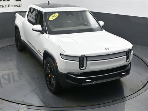 Used 2022 Rivian R1T Launch Edition image 44