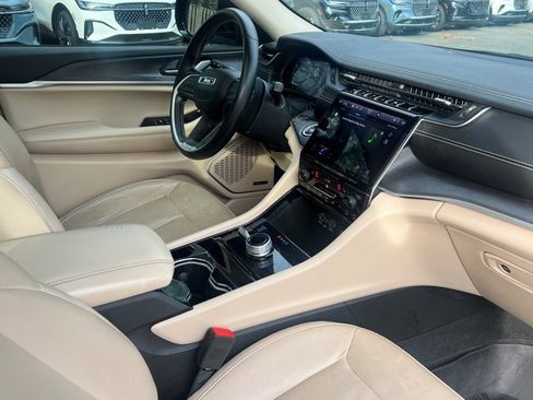 Used 2021 Jeep Grand Cherokee L Limited w/ Trailer Tow Package image 10