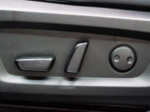 New 2025 Mitsubishi Outlander SE image 7