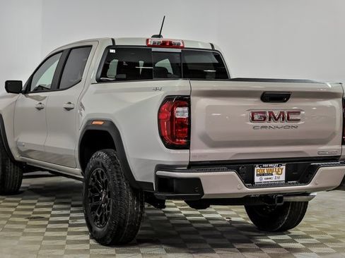 New 2026 GMC Canyon Elevation w/ Convenience Package image 4