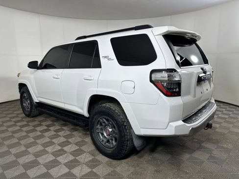 Used 2019 Toyota 4Runner TRD Off-Road Premium image 5