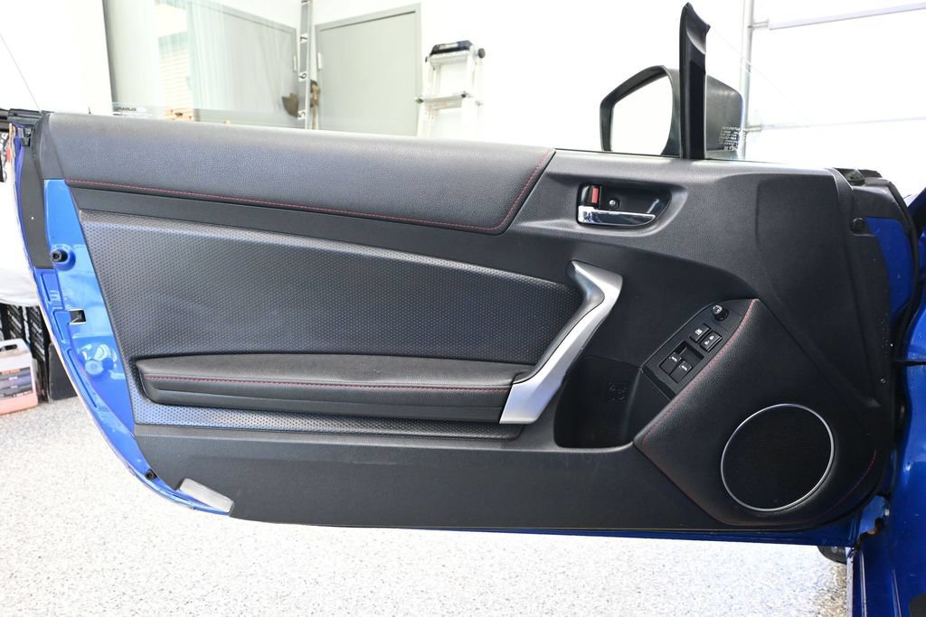 Used 2016 Subaru BRZ Limited RWD image 13