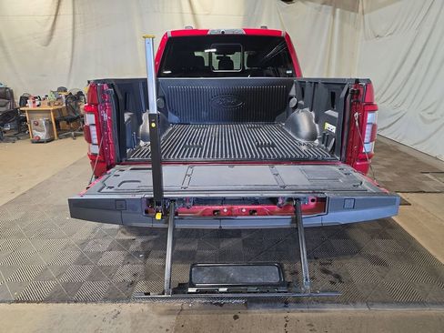 Used 2023 Ford F150 Raptor w/ Raptor Carbon Fibre Package AWD/4WD image 21