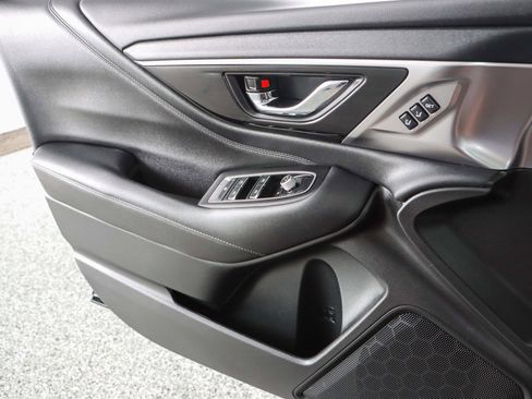 Used 2023 Subaru Outback Limited image 22