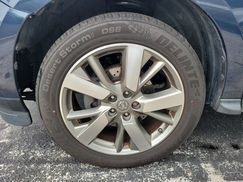 Used 2013 Nissan Pathfinder Platinum image 5