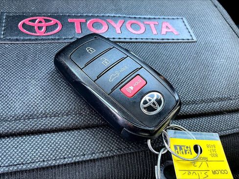 Used 2025 Toyota Tundra Platinum image 14