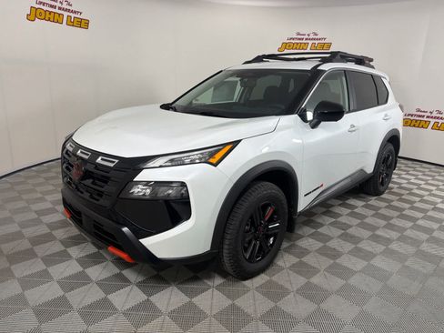 New 2026 Nissan Rogue SV AWD/4WD image 1