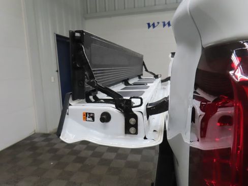 Used 2023 GMC Sierra 2500 SLE w/ SLE Value Package; image 38