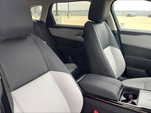 New 2025 Land Rover Range Rover Velar Dynamic SE image 12