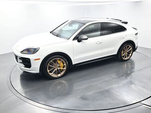 Certified 2024 Porsche Cayenne Turbo GT image 36
