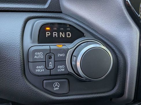 New 2026 RAM 1500 4x4 Crew Cab image 25