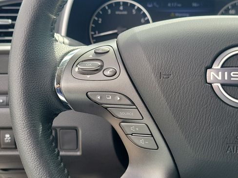 Used 2024 Nissan Murano SV AWD/4WD image 24