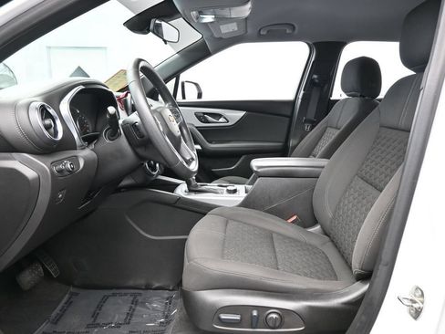 Used 2022 Chevrolet Blazer LT FWD image 11