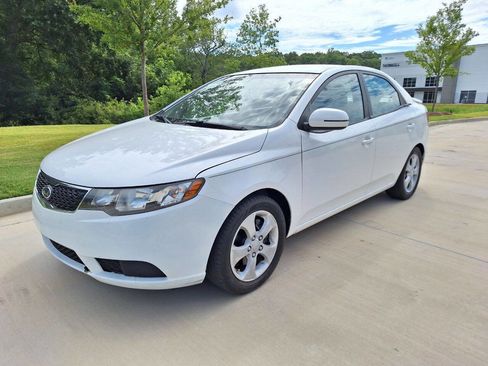 Used 2013 Kia Forte EX image 1