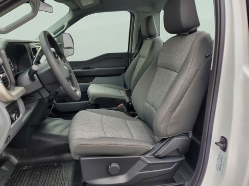 New 2025 Ford F550 4x4 Regular Cab Super Duty image 7