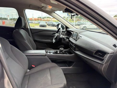 Used 2024 Nissan Rogue S AWD/4WD image 26